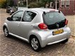 Toyota Aygo - 1.0-12V Airco 5-deurs Rijdt keurig NAP Dealer onderhouden - 1 - Thumbnail