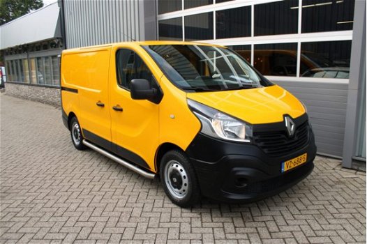 Renault Trafic - 1.6 dCi T29 L1H1 Turbo2 Energy 1e Eig Airco Cruise Trekhaak Navigatie 3 Persoons - 1
