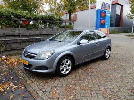 Opel Astra GTC - 1.6 Sport hele mooi astra GTC - 1