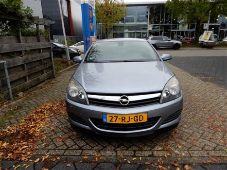 Opel Astra GTC - 1.6 Sport hele mooi astra GTC - 1