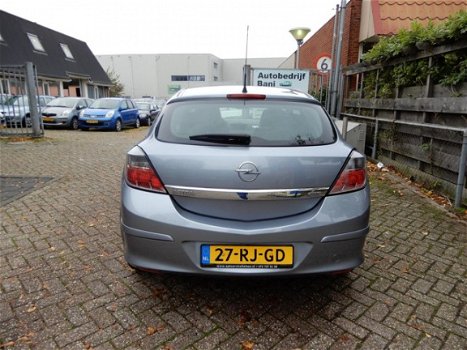 Opel Astra GTC - 1.6 Sport hele mooi astra GTC - 1