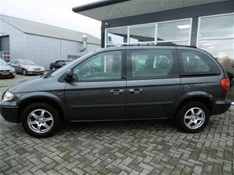 Chrysler Voyager - 2.4i SE Luxe - 1