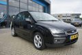 Ford Focus - 1.6-16V Futura - 1 - Thumbnail