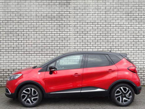 Renault Captur - TCe 90 Helly Hansen | Navigatie | Climate Control | Parkeersensoren | Stoelverwarmi - 1