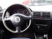 Volkswagen Golf - 1.6-16V Highline CLIMATE 4-DEURS (bj2000) - 1 - Thumbnail
