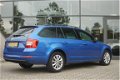 Skoda Octavia Combi - 1.6 TDI Greentech Ambition Business NL-Auto Nav/climate - 1 - Thumbnail