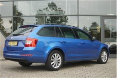 Skoda Octavia Combi - 1.6 TDI Greentech Ambition Business NL-Auto Nav/climate