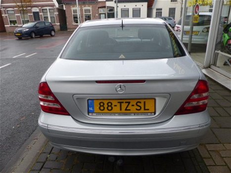 Mercedes-Benz C-klasse - 220 CDi*NAVI* CRUISE*CLIMAT*N.A.P - 1