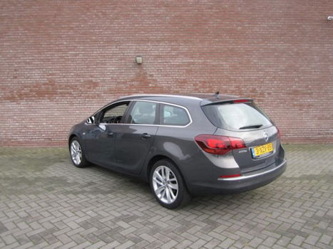 Opel Astra Sports Tourer - 1.4 Turbo Cosmo - 1