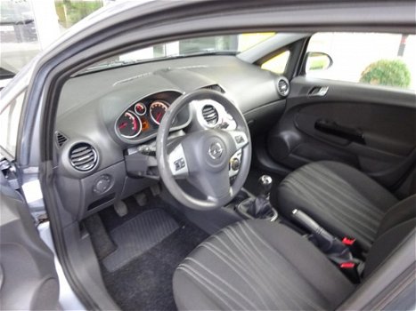 Opel Corsa - 1.4 5 Deurs Edition, Airco, Trekhaak - 1