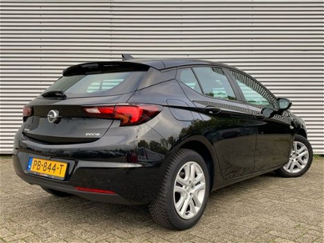 Opel Astra - 1.0 Online Edition Airco Navigatie Parkeersensoren - 1