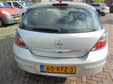 Opel Astra - 1.6 16V 5D Cosmo / Leder / Navi / PDC