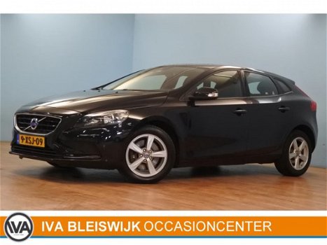 Volvo V40 - 2.0 D4 Kinetic Business climate navi lmv pdc - 1