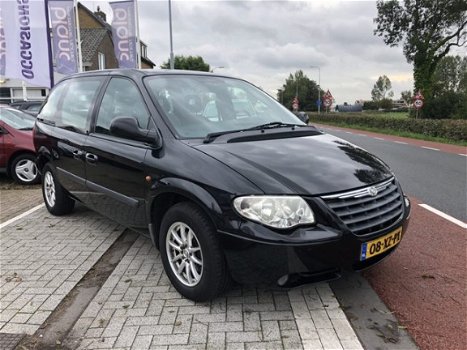 Chrysler Voyager - 2.8 CRD AUT. SE LUXE CLIMA PDC NAVI - 1