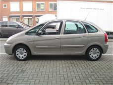 Citroën Xsara Picasso - 1.8i-16V Image