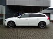 Volvo V60 - D5 Twin Engine Special Edition Hybrid Technology Line - 1 - Thumbnail