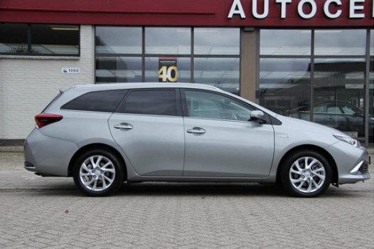 Toyota Auris Touring Sports - 1.8 Hybrid Leder/Panoramadak/Xenon - 1