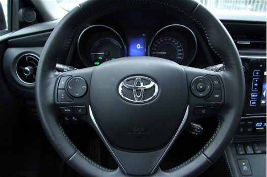 Toyota Auris Touring Sports - 1.8 Hybrid Leder/Panoramadak/Xenon - 1