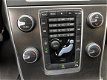 Volvo V60 - 1.6 D2 Momentum Automaat /Navigatie/BTW Auto - 1 - Thumbnail