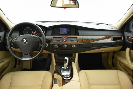 BMW 5-serie - 525i aut. 1e EIGENAAR SCHUIFDAK LEDER NAVI - 1