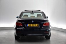 BMW 5-serie - 525i aut. 1e EIGENAAR SCHUIFDAK LEDER NAVI