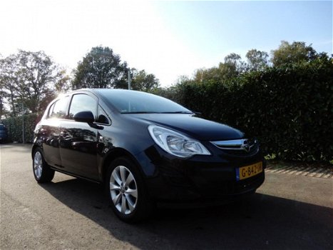 Opel Corsa - 1.4-16V nette auto met gunstige km-stand. Onderhoudshistorie aanwezig - 1