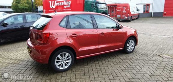 Volkswagen Polo - 1.0 (volledig onderhoud) android navi wifi - 1