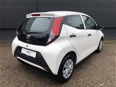 Toyota Aygo - 1.0 VVT-i x-fun | Airco | Centrale deurvergrendeling | ACTIE |