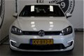 Volkswagen Golf - 1.4 TSI GTE DSG CLIMATE GROOT NAVIGATIE LEER LMV PRIJS IS EXCL. BTW - 1 - Thumbnail