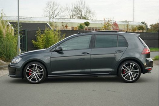 Volkswagen Golf - VII 2.0 GTD 7 Panoramadak|Sport&sound|Leer|Stoelverwarming - 1