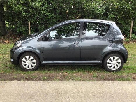 Toyota Aygo - 1.0-12V Comfort met AIRCO - 1