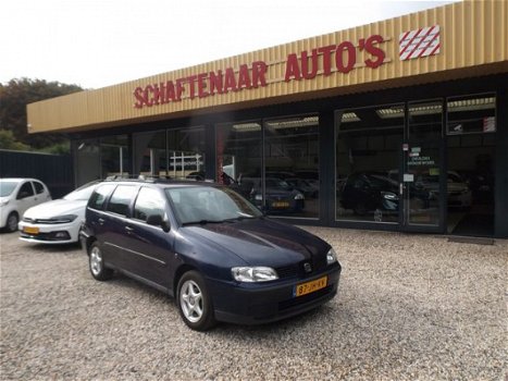 Seat Cordoba Vario - 1.4-16V Stella met trekhaak en nieuwe apk 15-10-2020 - 1