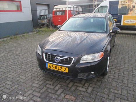 Volvo V70 - 1.6 T4 Kinetic euro 5 - 1