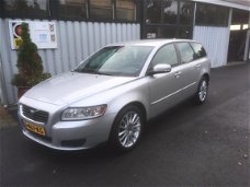 Volvo V50 - 2.4 170PK GEARTRONIC, pdc., trekhaak, airco