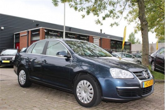 Volkswagen Jetta - 1.6 Comfortline NAVI CLIMATE GARANTIE - 1