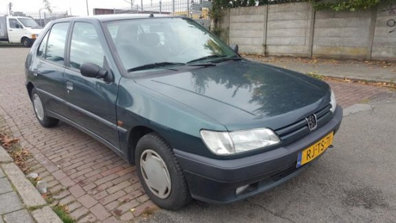 Peugeot 306 - 1.4 XR Select - 1