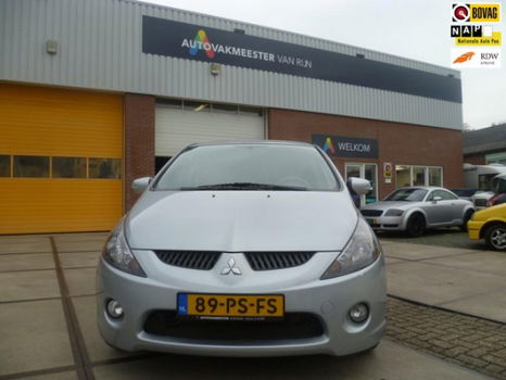 Mitsubishi Grandis - 2.4-16V Intense 6p. Nieuwstaat, Automaat, Navigatie, 6-persoons, trekhaak, Clim - 1