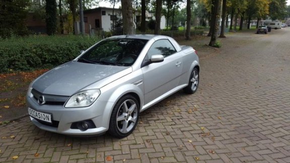 Opel Tigra TwinTop - 1.4-16V Temptation met Leder, airco en stoelverwarming - 1