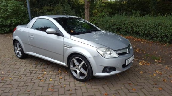 Opel Tigra TwinTop - 1.4-16V Temptation met Leder, airco en stoelverwarming - 1