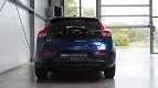 Volvo V40 - 2.0 D4 Ocean Race Business Pano Navi Leder Xenon Stoelverwarming Keyless entry - 1 - Thumbnail