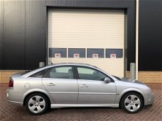 Opel Vectra GTS - 1.8-16V Elegance auto met lage km stand/trekhaak/clima/velgen