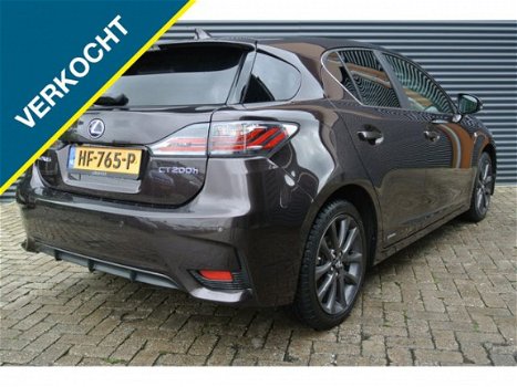 Lexus CT 200h - 25th Edition - 1