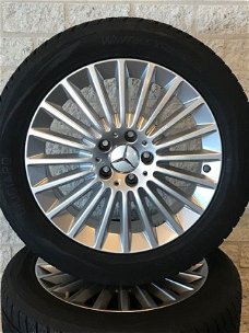 Gloednieuwe complete Mercedes lichtmetalen velgen en banden  Email: globalwheels0@gmail.com