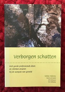 Sietske Dijkstra  -   Verborgen Schatten