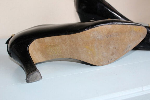 Classy lak pumps met mooi detail op de voorvoet - maat 38 - Afbeelding 4