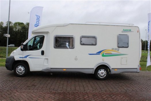 Chausson Flash 08 met vastbed - 3