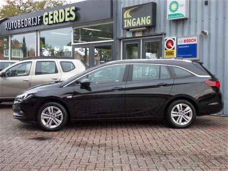 Opel Astra Sports Tourer - 1.4 Online Edition 150 pk | Trekhaak - 1