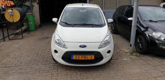 Ford Ka - 1.2 Comfort start/stop Airco apk Jan 2020 - 1