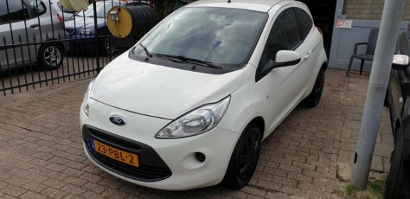 Ford Ka - 1.2 Comfort start/stop Airco apk Jan 2020 - 1