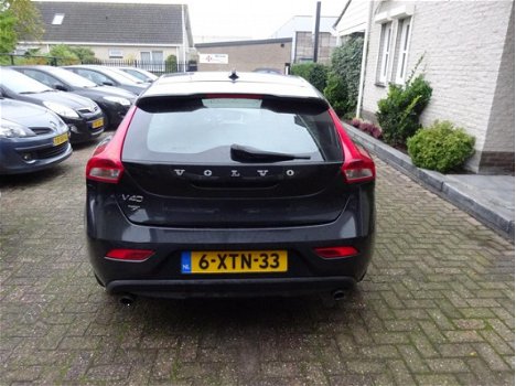 Volvo V40 - 1.6 T3 Summum - 1